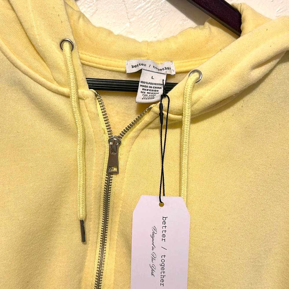 Better Together Yellow Two Piece Crop Hoodie Shorts Set New Large - Picture 2 of 6